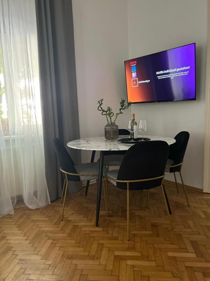 Apartment 5 Min Schoenbrunn Gloriette, Direct To City Center, Free Parking Vídeň Exteriér fotografie