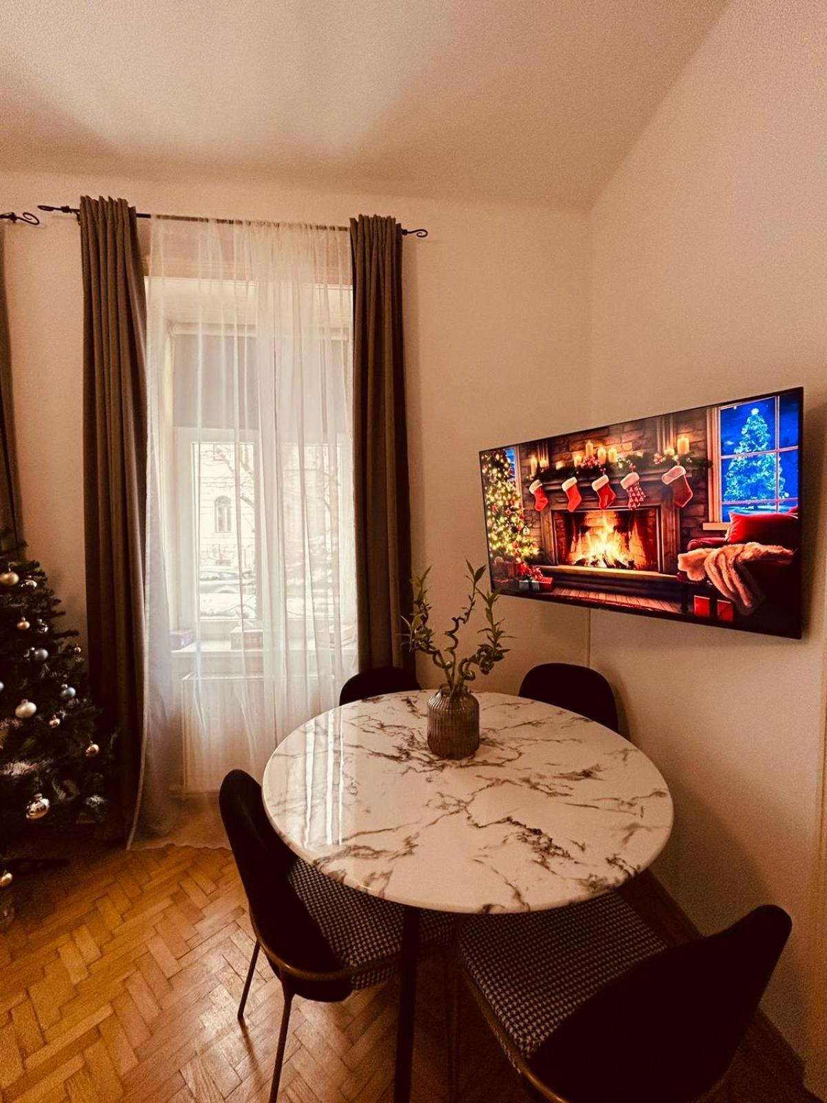 Apartment 5 Min Schoenbrunn Gloriette, Direct To City Center, Free Parking Vídeň Exteriér fotografie